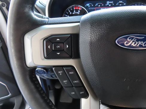 Used 2019 Ford F450 Lariat w/ Lariat Ultimate Package AWD/4WD image 12