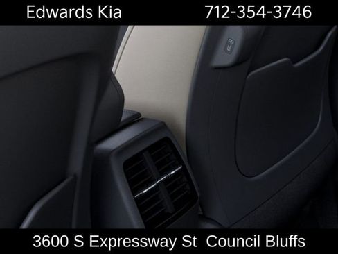 New 2026 Kia Niro EX FWD image 28