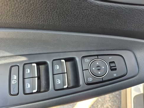 Used 2023 Hyundai Santa Fe SEL image 14