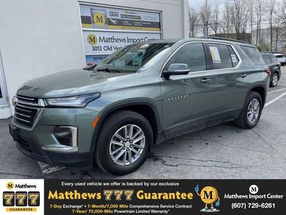 Used 2023 Chevrolet Traverse LT