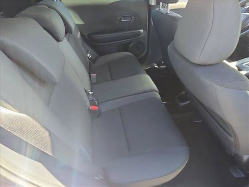 Used 2022 Honda HR-V LX image 18