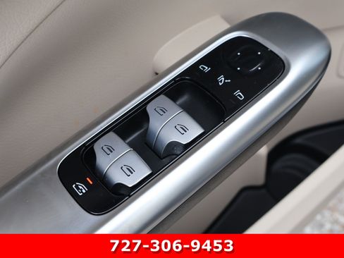 Certified 2024 Mercedes-Benz C 300 Sedan image 15