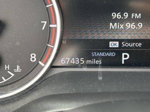 Used 2023 Nissan Rogue S FWD image 32