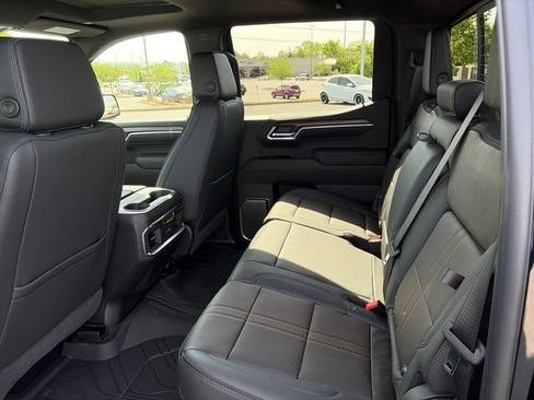 New 2026 Chevrolet Silverado 1500 High Country w/ High Country Premium Package AWD/4WD image 15