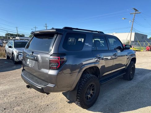 Used 2020 Toyota 4Runner 4WD image 3