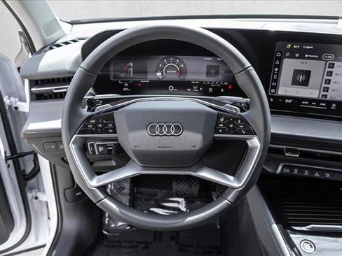 New 2026 Audi Q3 quattro 2.0T AWD/4WD image 13