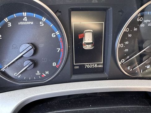 Certified 2018 Toyota RAV4 LE image 6