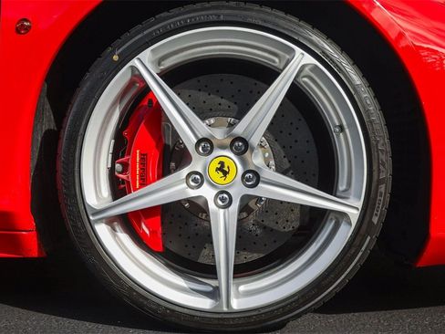 Certified 2013 Ferrari 458 Spider Base image 13