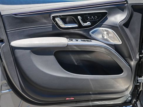 Certified 2023 Mercedes-Benz EQS 580 4MATIC SUV image 19