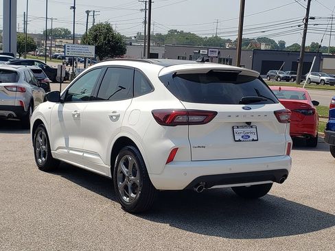 Certified 2023 Ford Escape ST-Line w/ Tech Pack #1 FWD image 7