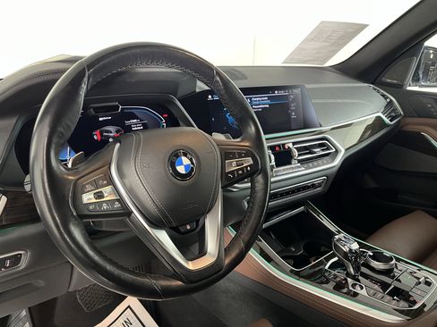 Used 2021 BMW X5 xDrive45e w/ Executive Package image 12