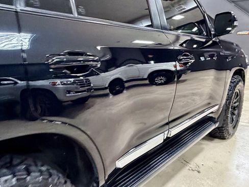 Used 2019 Toyota Land Cruiser AWD/4WD image 14