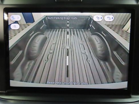 Used 2025 Ford F250 Platinum image 20