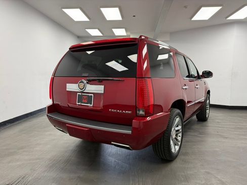 Used 2013 Cadillac Escalade Platinum image 11