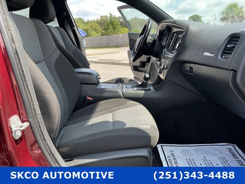 Used 2020 Dodge Charger SXT w/ Blacktop Package RWD image 13