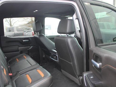 Used 2020 GMC Sierra 1500 AT4 w/ AT4 Premium Package image 12