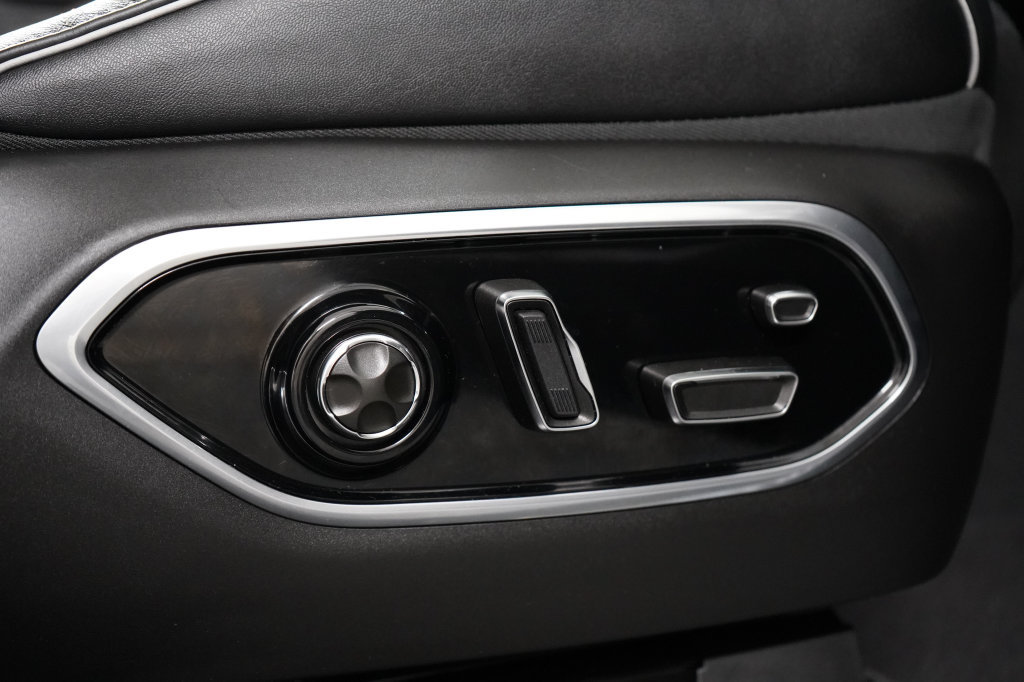 Certified 2023 Jeep Grand Cherokee L Summit w/ Advanced Protech Group IV AWD/4WD image 25