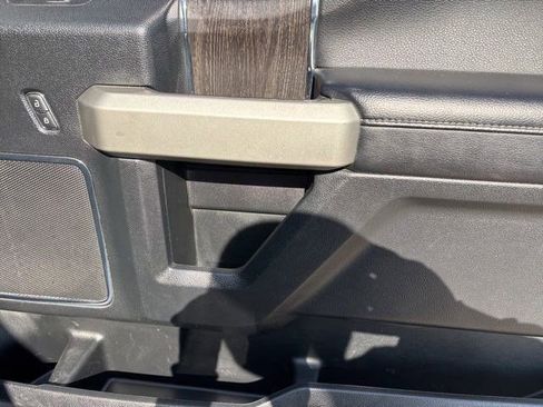 Used 2021 Ford F250 Lariat w/ Lariat Value Package image 43