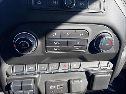 Used 2025 Chevrolet Silverado 1500 Custom Trail Boss image 18