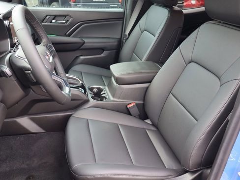 New 2025 GMC Canyon Elevation w/ Convenience Package image 12