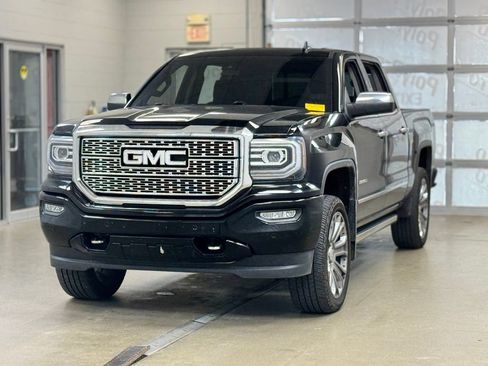 Used 2017 GMC Sierra 1500 Denali w/ Denali Ultimate Package AWD/4WD image 3