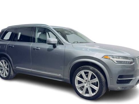 Used 2016 Volvo XC90 T5 Inscription w/ Vision Package AWD/4WD image 7