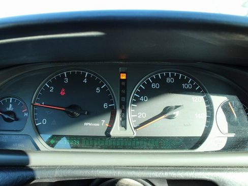 Used 2000 Cadillac Eldorado Touring image 24