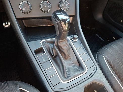 Certified 2023 Volkswagen Jetta Sport image 17