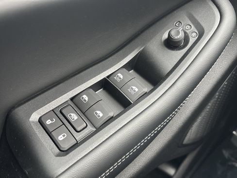 New 2025 Jeep Grand Cherokee Laredo X image 32