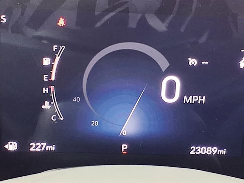 Used 2024 Buick Encore GX Avenir image 25