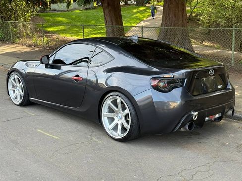 Used 2016 Scion FR-S image 3
