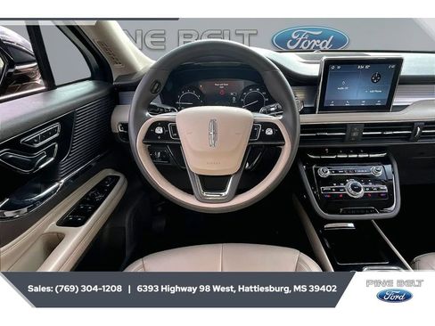 Used 2022 Lincoln Corsair FWD image 5