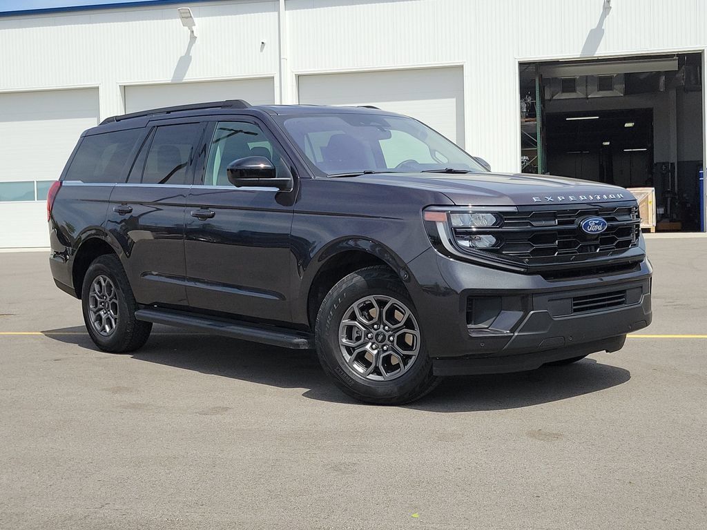 Used 2025 Ford Expedition Active RWD image 37