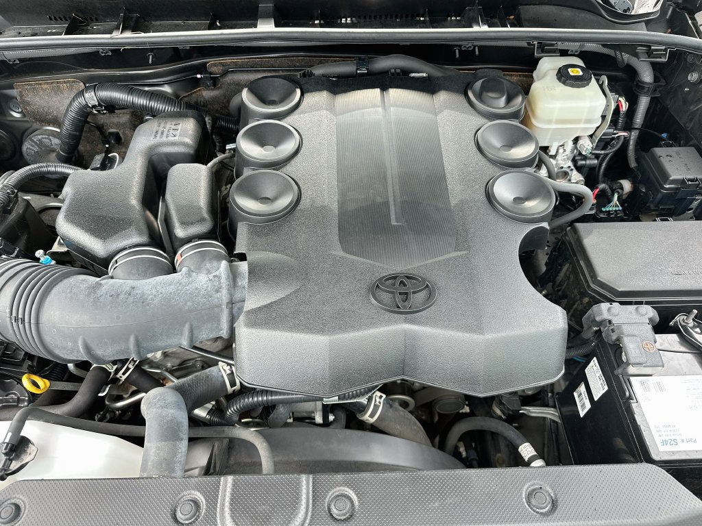 Used 2022 Toyota 4Runner TRD Sport AWD/4WD image 29