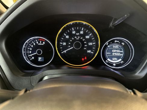 Used 2022 Honda HR-V Sport image 10