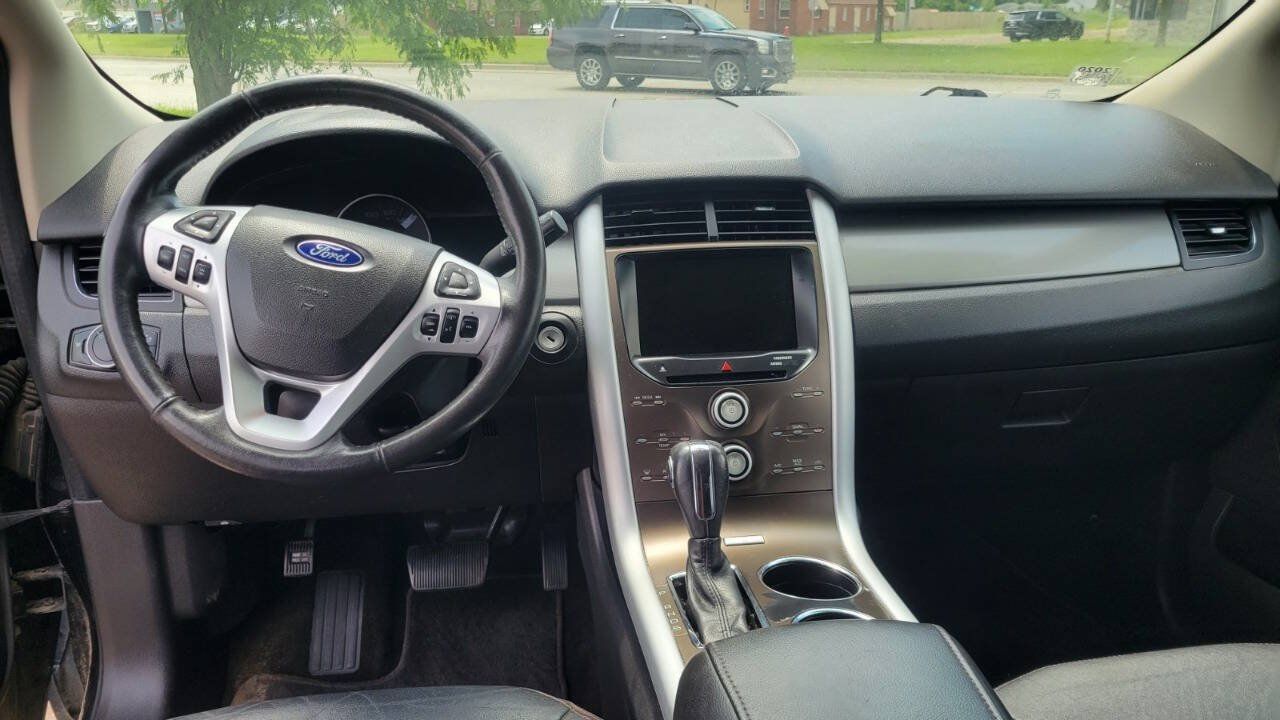 Used 2014 Ford Edge SEL w/ Equipment Group 205A AWD/4WD image 9