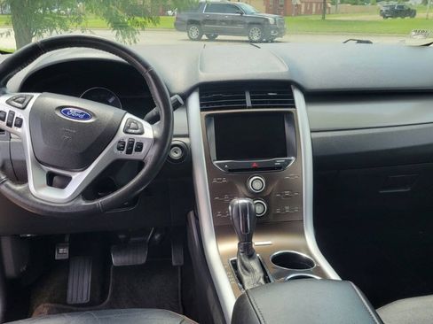 Used 2014 Ford Edge SEL w/ Equipment Group 205A AWD/4WD image 9
