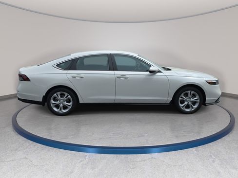 New 2026 Honda Accord LX image 4