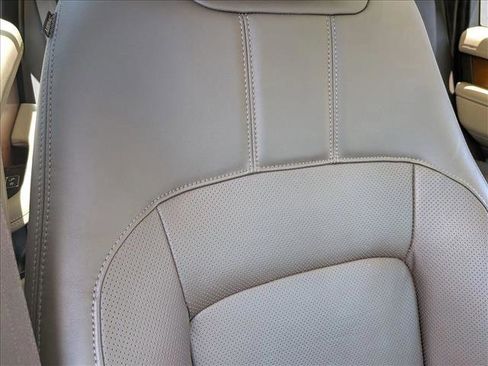 Used 2020 Land Rover Range Rover HSE AWD/4WD image 19