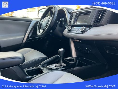 Used 2017 Toyota RAV4 Limited image 21