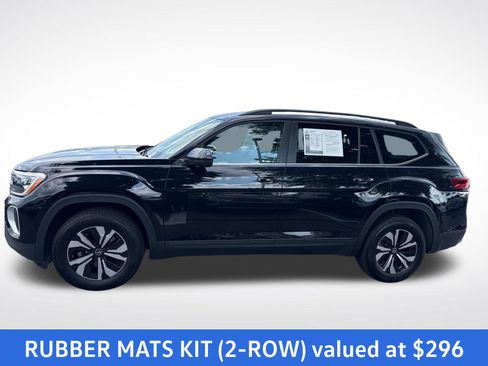 Certified 2026 Volkswagen Atlas SE FWD image 2