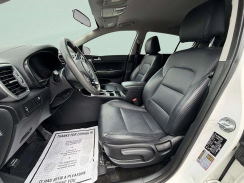 Used 2018 Kia Sportage LX AWD/4WD image 10
