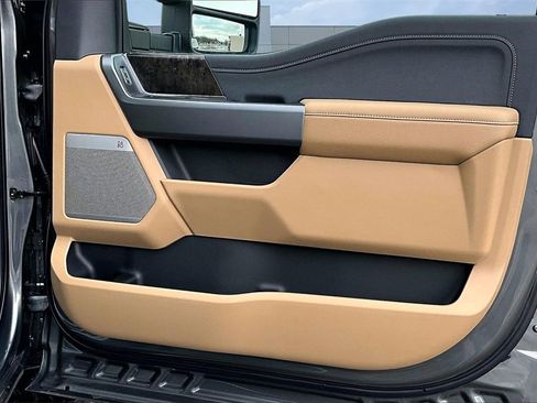 New 2025 Ford F250 Lariat w/ Lariat Ultimate Package image 32