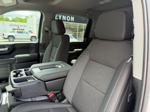 New 2026 GMC Sierra 3500 Pro AWD/4WD image 14