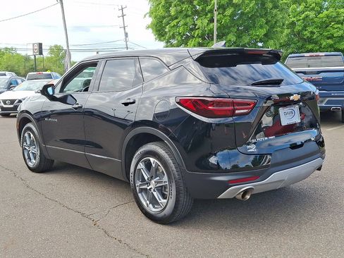 Used 2025 Chevrolet Blazer LT AWD/4WD image 6