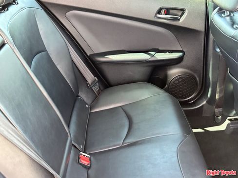 Certified 2017 Toyota Prius Three Touring FWD image 14