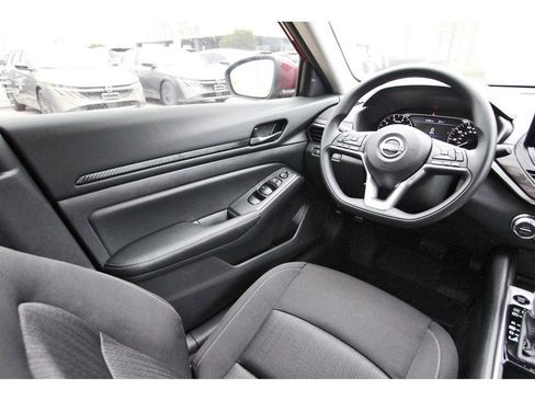 New 2026 Nissan Altima 2.5 SV w/ SV Special Edition Package FWD image 6