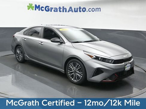 Used 2022 Kia Forte GT-Line w/ GT-Line Premium Package image 2
