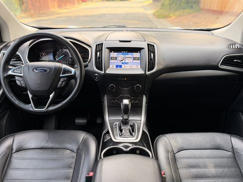 Used 2016 Ford Edge SEL w/ Equipment Group 201A FWD image 12