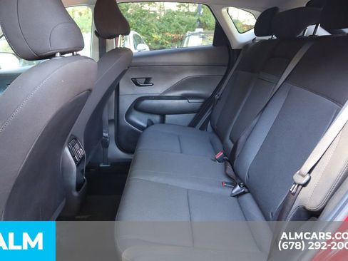 Used 2025 Hyundai Kona SEL image 15